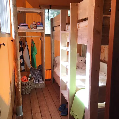 Safaritent Glamping Mar Y Sierrra *