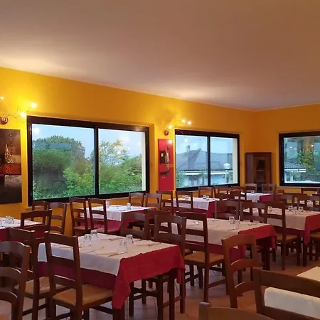 Campo de lujo Safaritent Glamping Mar Y Sierrra