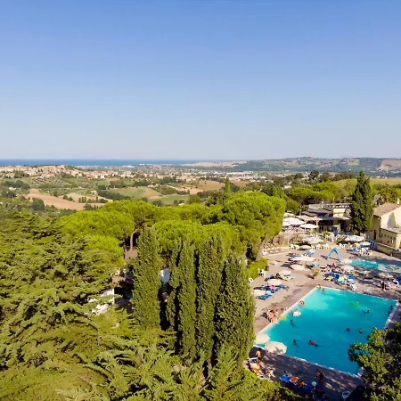 Campo de lujo Safaritent Glamping Mar Y Sierrra