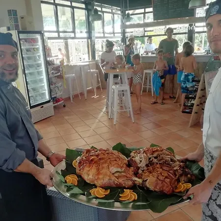 אוהל מפואר Safaritent Glamping Mar Y Sierrra Casa Castellani